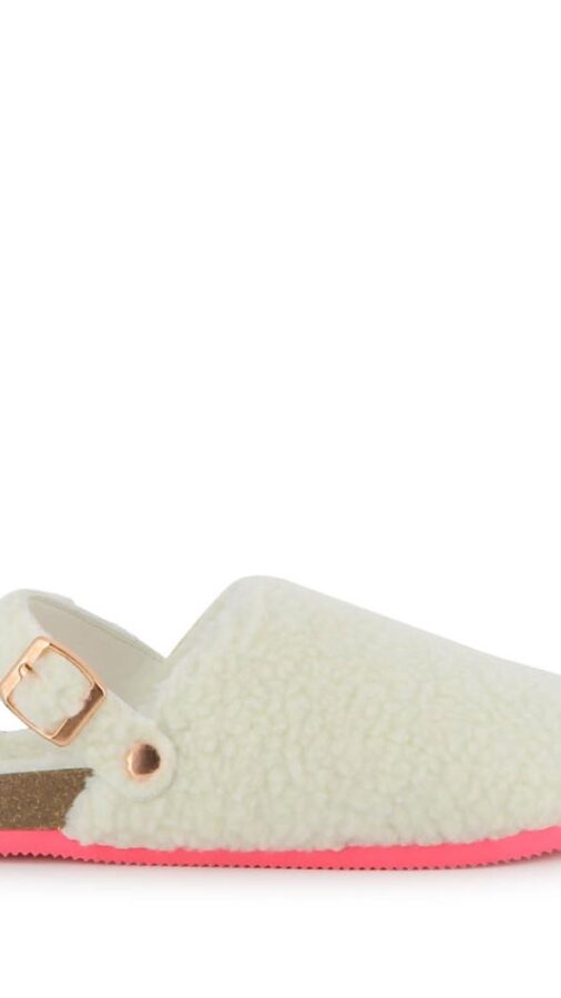 Chinelo Billieblush